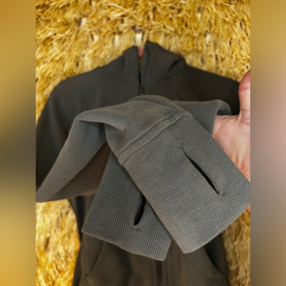 Lululemon RARE🦄Scuba Full Zip Hoodie🦄Grey Sage🦄ALOHA COLLECTION!🦄size 4 - Picture 12 of 15